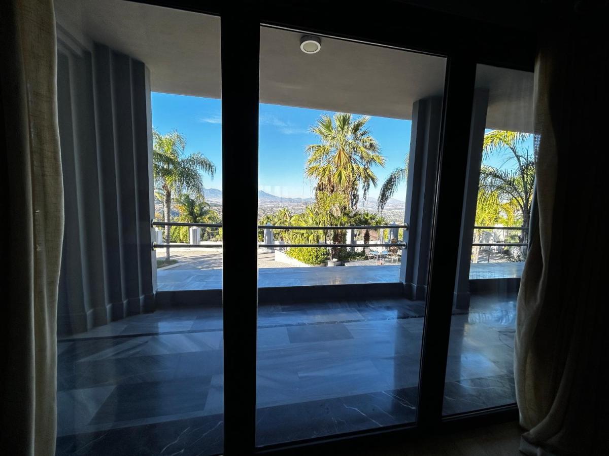 Villa La Paz En Alhaurin El Grande, Malaga Exteriér fotografie